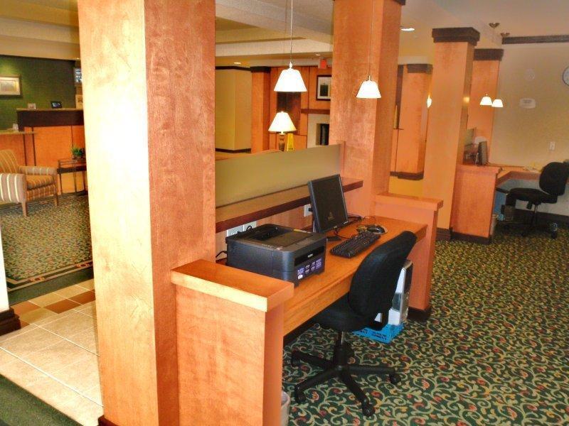 Fairfield Inn & Suites Уорнер-Робинс Экстерьер фото