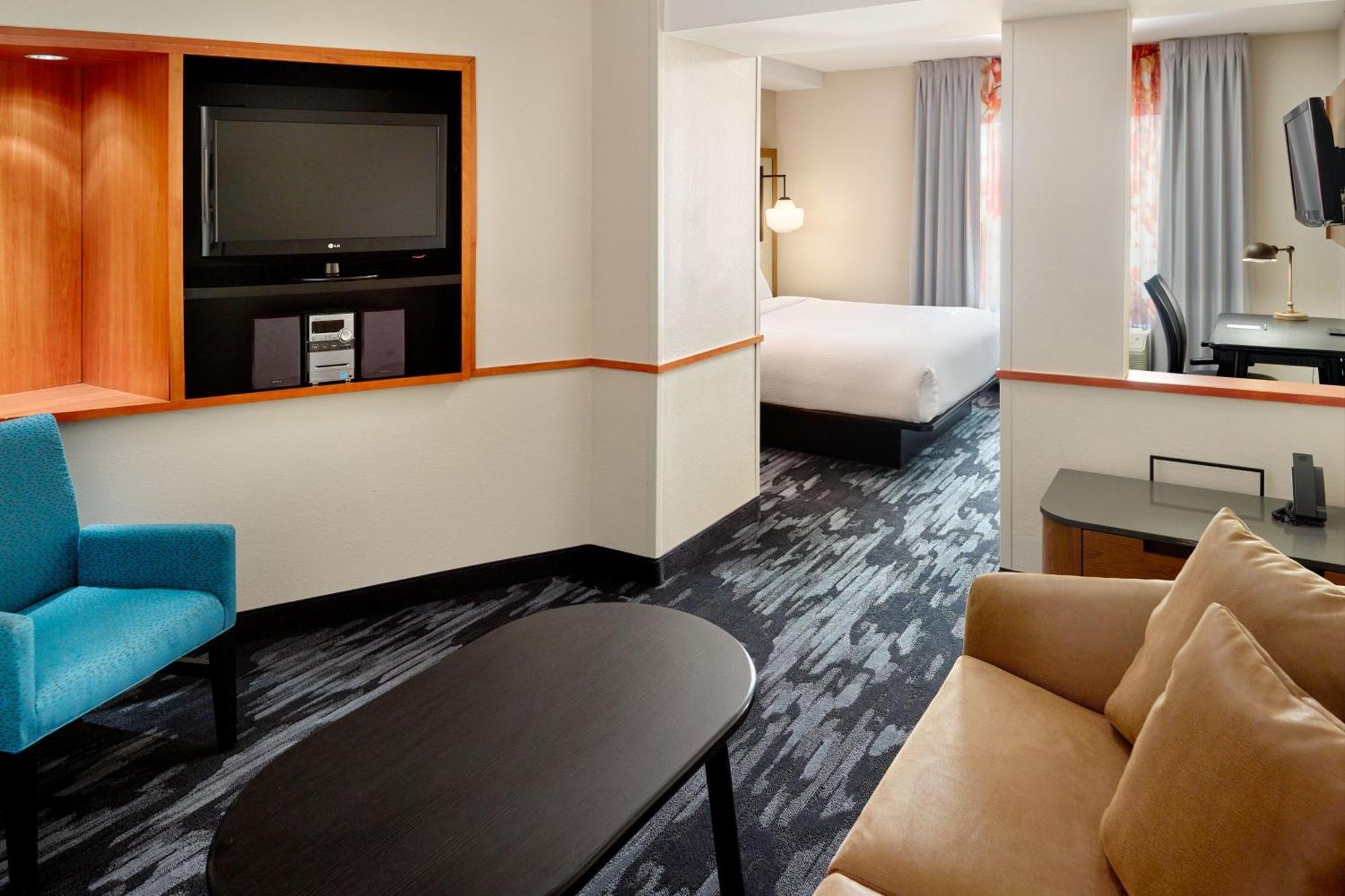 Fairfield Inn & Suites Уорнер-Робинс Экстерьер фото