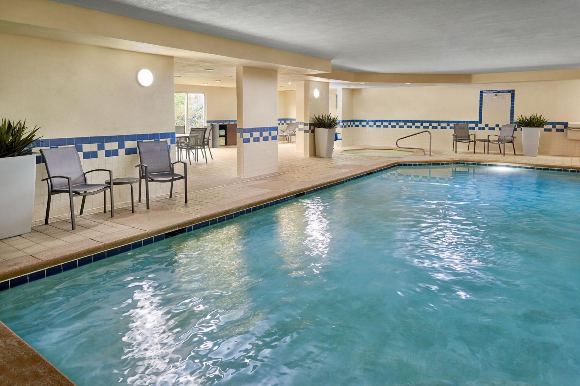 Fairfield Inn & Suites Уорнер-Робинс Экстерьер фото