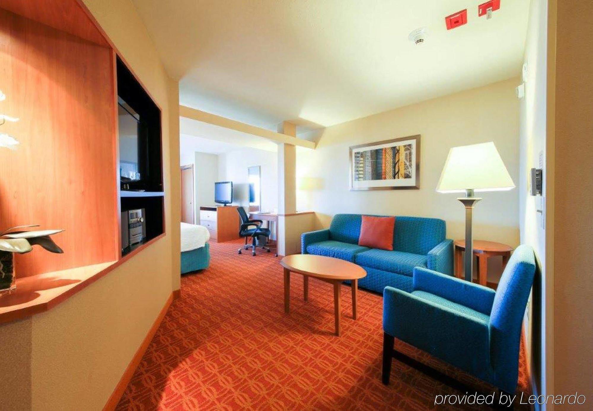 Fairfield Inn & Suites Уорнер-Робинс Экстерьер фото