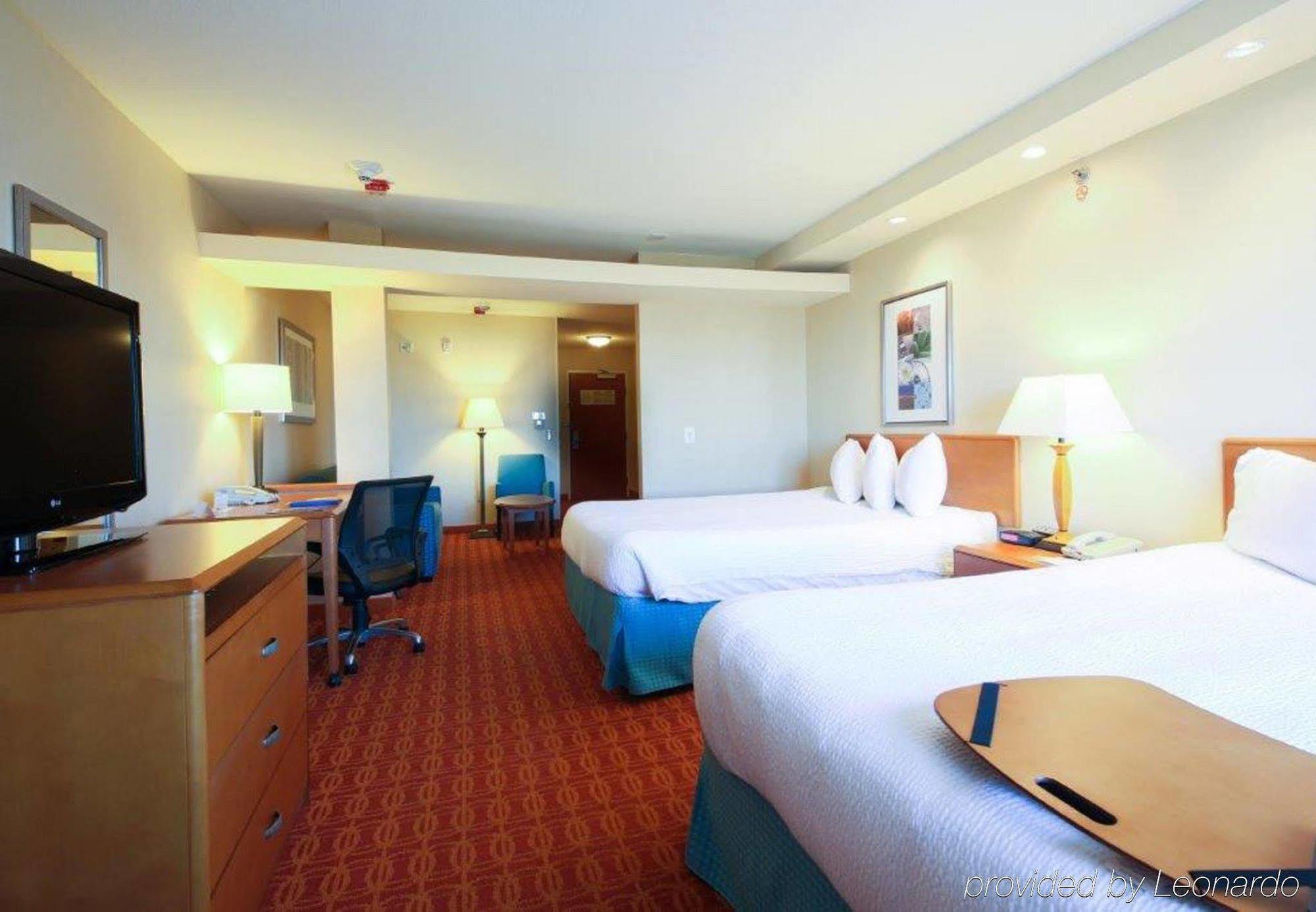 Fairfield Inn & Suites Уорнер-Робинс Экстерьер фото